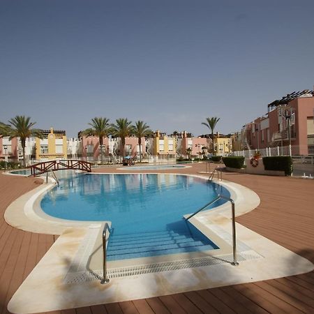 Apartamento En Vera A 300 M De La Playa, Con Patio Y Salida Directa A Calle Luaran gambar